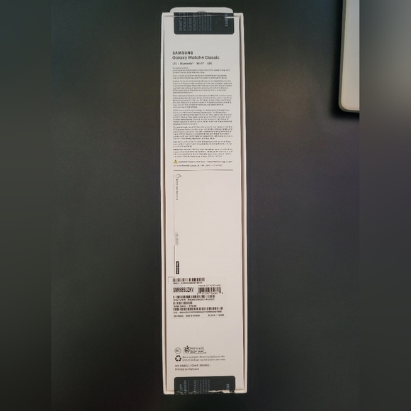 Galaxy Watch4 Classic - Picture 2 of 5